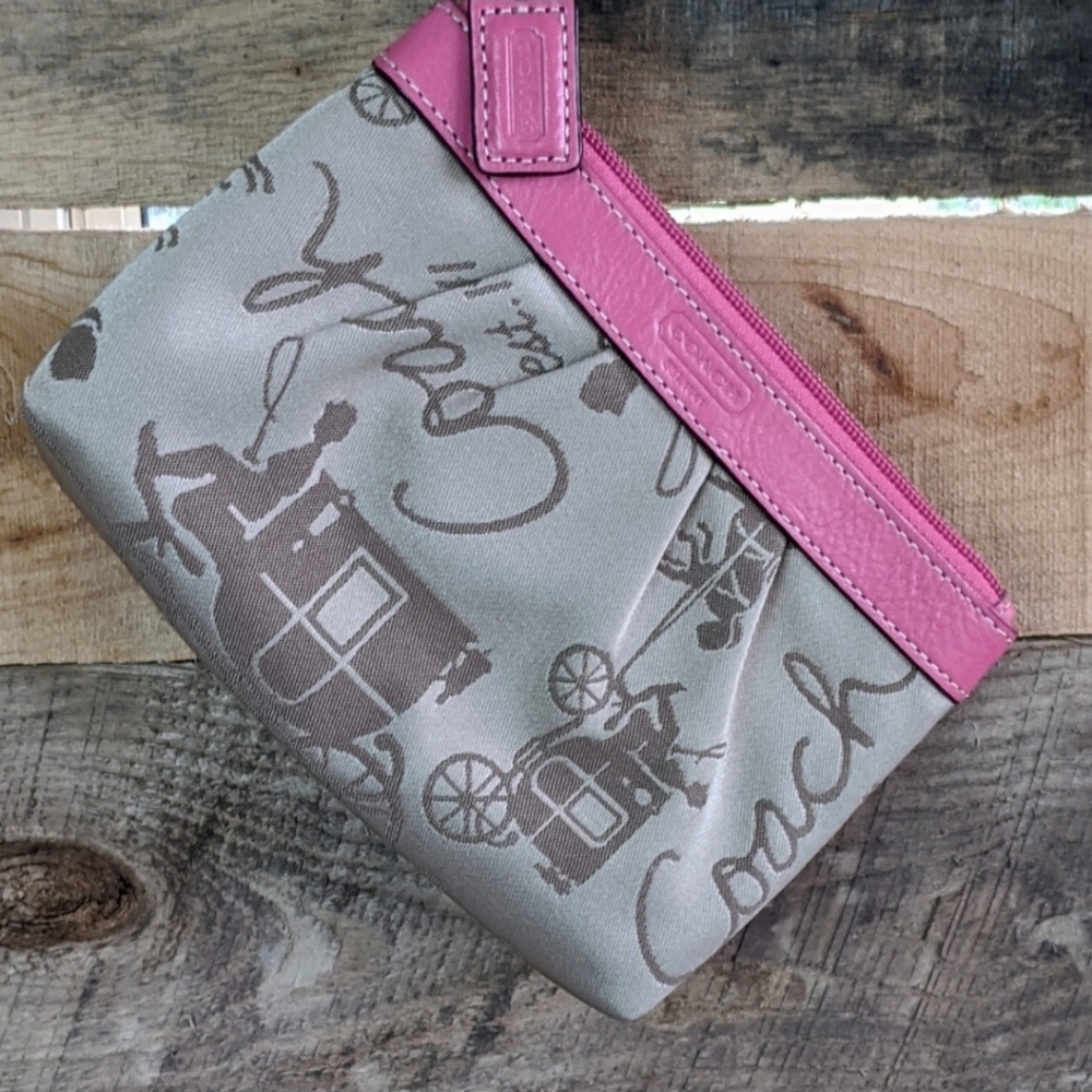 Coach Horse & Carriage Pink & Tan Wristlet - Picture 10 of 11